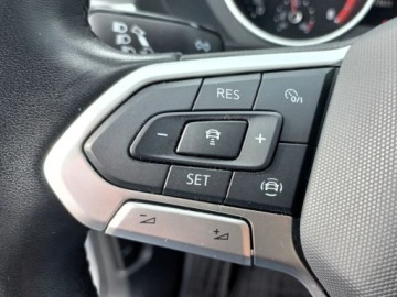 Volkswagen Tiguan II SUV Facelifting 1.5 TSI 150KM 2023 Volkswagen Tiguan 1,5 TSI 150kM Life Skrzynia manualna Salon Polska Serwis, zdjęcie 17