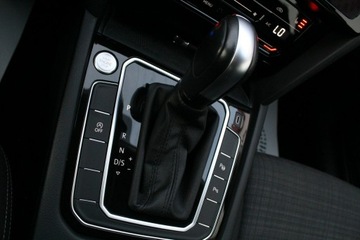 Volkswagen Passat B8 Variant Facelifting 2.0 TSI 190KM 2021 Volkswagen Passat BUSINESS 2.0TSI 190KM Salon PL GWARANCJA SelectCar+ FV23%, zdjęcie 19