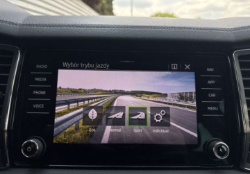 Skoda Kodiaq I SUV Facelifting 2.0 TDI SCR 150KM 2022 Skoda Kodiaq Kodiaq Ambition 2.0TDI DSG ACC Matrix Hak Kamera Ambiente Pod, zdjęcie 28
