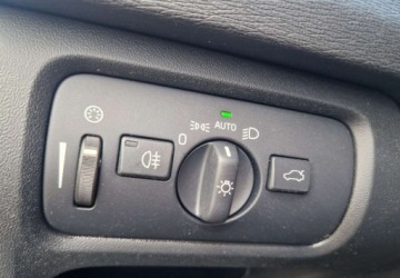 Volvo V40 II Hatchback 1.6 T2 120KM 2013 Volvo V40 1.6 benzyna Xenon Serwis ASO Led Klima 1.6 Benzyna 120KM, zdjęcie 29