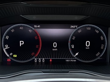 Skoda Superb III Kombi Facelifting 2.0 TDI SCR 200KM 2022 Skoda Superb 2.0TDI 200KM Ambition DSG l Hak, Grza, zdjęcie 14
