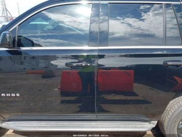 Chevrolet Tahoe GMT900 2017 Chevrolet Tahoe 2017 Chevrolet Tahoe 4WD 4dr LT 5.3 Benzyna 355KM, zdjęcie 1