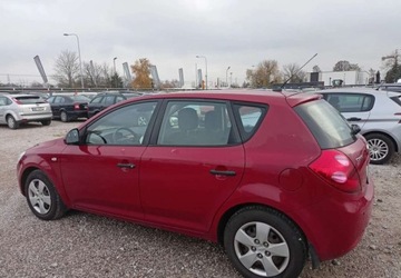Kia Ceed I Hatchback 1.6 122KM 2007 Kia Ceed Kia Ceed 1.6 Benzyna 122KM, zdjęcie 2