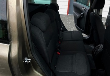 Skoda Yeti Minivan 2.0 TDI CR DPF 4x4 140KM 2011 Skoda Yeti 2.0 Diesel 140 KM 4x4 Nawigacja 2.0 Diesel 140KM, zdjęcie 17