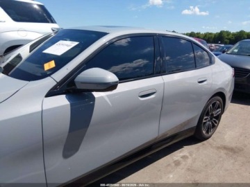 BMW Seria 5 G90-91 2024 BMW Seria 5 Xdrive 2024 2.0 Benzyna 255KM, zdjęcie 1