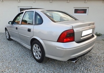 Opel Vectra B Sedan 1.8 16V ECOTEC 125KM 2000 Opel Vectra Lift SLICZNA 1.8 16V Benzyna AUTOM..., zdjęcie 1