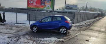 Mazda 2 II Hatchback 5d 1.3 86KM 2008 Mazda 2 1.3 benz ,bezwypadek,nowy rozrzad,tarcze klocki 1.3 Benzyna 86KM, zdjęcie 9