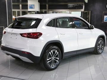 Mercedes GLA II Off-roader Facelifting 2.0 180d 116KM 2025 Mercedes-Benz GLA 180 d 2.0 116KM, zdjęcie 5