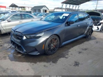 BMW Seria 5 G90-91 2026 BMW M5 Touring 2026 4.4 Hybryda 577KM, zdjęcie 1