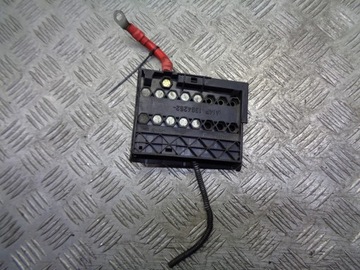 SKRZYNKA BEZPIECZNIKÓW FORD FUSION 1.6