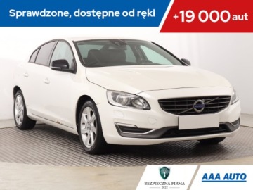 Volvo S60 II Sedan Facelifting 2.0 D4 DRIVE-E 181KM 2014 Volvo S60 D4, 178 KM, Navi, Klima, Klimatronic