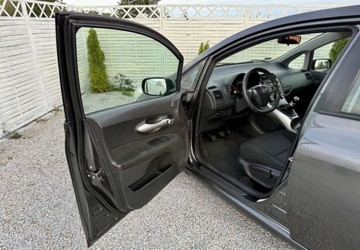 Toyota Auris I Hatchback 5d Facelifting 1.33 Dual VVT-i 101KM 2011 Toyota Auris Toyota Auris 1.33 VVT-i Terra 1.3 Benzyna 100KM, zdjęcie 25