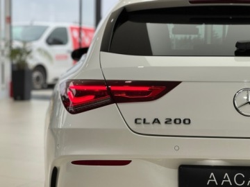 Mercedes CLA C118/X118 Shooting Brake Facelifting 1.3 200 163KM 2023 Mercedes-Benz CLA 200 AMG Line / 1 właściciel / Sa, zdjęcie 37