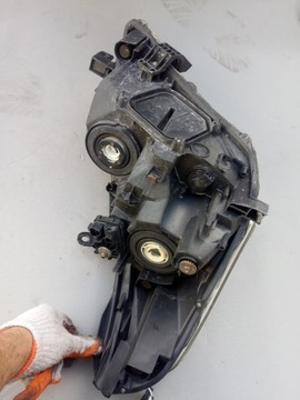 TOYOTA VERSO 09-12 фонарь передний левый Европа