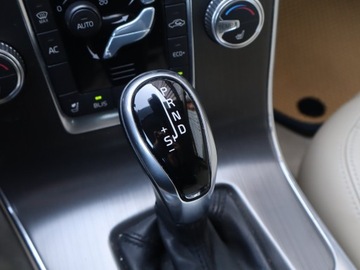 Volvo S60 II Sedan Facelifting 2.0 T5 DRIVE-E 245KM 2015 Volvo S60 T5, Automat, Skóra, Klima, Klimatronic, zdjęcie 11