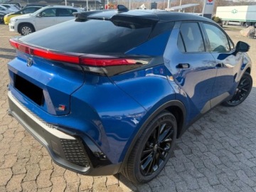 Toyota C-HR II SUV 1.8 Hybrid 140KM 2026 Od ręki - GR Sport 1.8 Hybrid Dynamic Force 140KM | Podgrzewane fotele!, zdjęcie 1