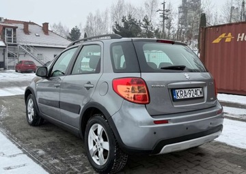 Suzuki SX4 I Hatchback Facelifting 2.0 DDiS 135KM 2011 Suzuki SX4 Suzuki SX4 2.0 DDiS Premium 4WD 2.0 Diesel 135KM, zdjęcie 9