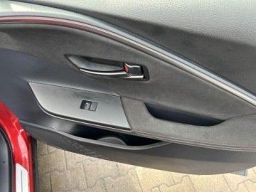 Toyota C-HR II SUV Plug-In 2.0 Hybrid Dynamic Force Plug-in  223KM 2024 Toyota C-HR 2.0 PHEV GR Sport Toyota C-HR NG 2.0 P, zdjęcie 38