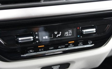 Suzuki Swift VI Hatchback Facelifting 1.2 DualJet SHVS 83KM 2026 Suzuki Swift 2026 Elegance 1.2 mild Hybrid 2WD CVT Flame Orange Pearl 1.2, zdjęcie 14