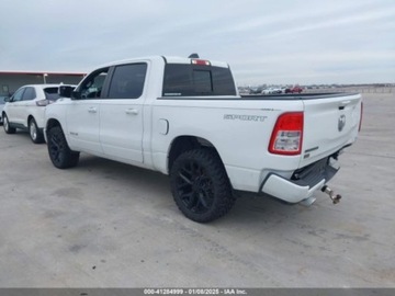  RAM 1500 2022r., Big Horn, od ubezpieczalni 5.7 Benzyna 395KM, zdjęcie 4