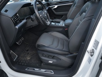Volkswagen Touareg III SUV 3.0 V6 SCR TDI 286KM 2019 VW Touareg R-Line PL Full Wentyle Masaż Dynaudio Panorama Dociąg Matrix Hak, zdjęcie 16