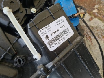 RADIÁTOR CLIMATRONIC 7H5820004K VW T5 MULTIVAN