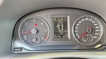 Volkswagen Touran II 2.0 TDI 140KM 2015 Volkswagen Touran Raty 2.0 tdi DSG-Automat Navi Caly w fabrycznym lakierze, zdjęcie 32