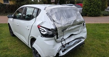 Dacia Sandero III Hatchback 5d 1.0 TCe 90KM 2022 Dacia Sandero Dacia Sandero TCe 90 Comfort Benzyna 91KM, zdjęcie 18