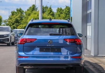 Volkswagen Golf VIII Hatchback Facelifting 1.5 TSI 150KM 2025 Volkswagen Golf Climatronic, LED, pakiet zimowy, dostepny od reki 1.5, zdjęcie 3