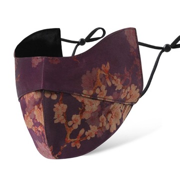 Маски с шелковым принтом Mulberry модны и регулируются.