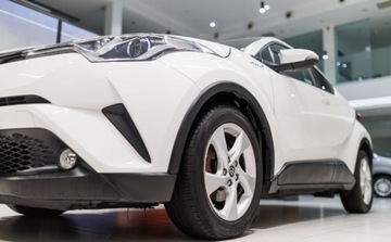 Toyota C-HR I Crossover 1.8 Hybrid 122KM 2019 Toyota C-HR 1.8 Hybrid Premium 1.8 Hybryda 122KM, zdjęcie 10