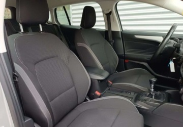 Ford Focus IV Kombi 1.0 EcoBoost 125KM 2019 Ford Focus 125KM EcoBoost Trend Edition P.Zima SalonPL SerwisASO FV23 Gwar, zdjęcie 29