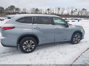 Toyota Highlander III 2022 Toyota Highlander 2022r., XLE, od ubezpieczalni 3.5 Benzyna 295KM, zdjęcie 7