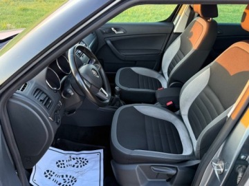 Skoda Yeti Outdoor 1.4 TSI 125KM 2016 Skoda Yeti Piekna YETI 1.4benz.125KM 4X4 Parktroniki Grzane Fotele Ksenon, zdjęcie 18