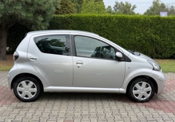 Toyota Aygo I Hatchback 3d 1.0 VVT-i 68KM 2011 Toyota Aygo 1,0 68KM Niski Przebieg Klimatyzacja Bezwypadkowy Dla wymagaja, zdjęcie 31