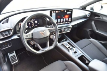 Cupra Leon II Hatchback 1.5 eTSI MHEV 150KM 2024 Cupra Leon SalonPL eTSI 150KM DSG Ambiente Kessy Kamera FullLink ALU VAT23, zdjęcie 8