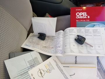 Opel Omega B Kombi 2.5 i V6 170KM 1998 Opel Omega 2,5 v6 *automat* napęd tył *welury*, zdjęcie 17