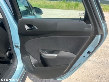 Opel Astra J Hatchback 5d 1.6 Turbo ECOTEC 180KM 2010 Opel Astra Opel Astra 1.6 Turbo Edition 1.6 Benzyna 180KM, zdjęcie 29