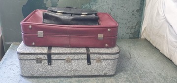 СТАРЫЕ ЧЕМОДАНЫ (P1011)