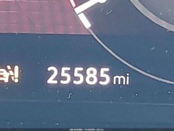 Volkswagen Golf VIII 2023 Volkswagen Golf 2.0T 40th Anniversary Edition 2023 2.0 Benzyna 241KM, zdjęcie 12