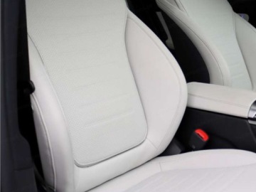 Mercedes GLC C254/X254 Coupe 2.0 220d 197KM 2025 MERCEDES-BENZ GLC 220 d 4-Matic AMG Line 2.0 (197KM) 2025, zdjęcie 5