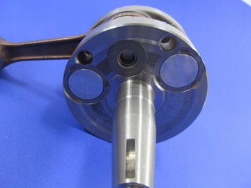 Новый ОРИГИНАЛЬНЫЙ КОЛЕНВАЛ Honda CRM 125 1990-99 гг.