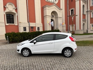 Ford Fiesta VII 2013 Ford Fiesta 1.25 benzyna Biała perełka, zdjęcie 7