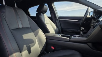 Honda Civic X Hatchback 5d 1.0 VTEC TURBO 126KM 2019 Honda Civic biala perla 1,0 i-vtec ledy duza navi, zdjęcie 16