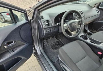 Toyota Avensis III Sedan 1.6 Valvematic 132KM 2009 Toyota Avensis swiezo sprowadzone, przygotowane do rejestracji 1.6 132KM, zdjęcie 8