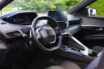 Peugeot 3008 II Plug-In Hybrid Facelifting 1.6 HYBRID 225KM 2023 Peugeot 3008 1.6 Hybrid 225KM EAT8 Allure Bezwypadkowy Serwisowany Ladne A, zdjęcie 18