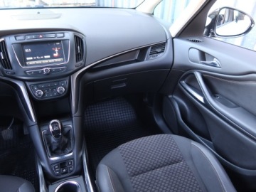 Opel Zafira C Tourer Facelifting 1.6 Turbo 200KM 2017 Opel Zafira Tourer 1.6 Turbo, Salon Polska, zdjęcie 7