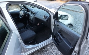 Ford Fiesta VI 1.3 70KM 2004 Ford Fiesta Klimatyzacja , Elektryczne szyby , Radio 1.3 Benzyna 70KM, zdjęcie 11