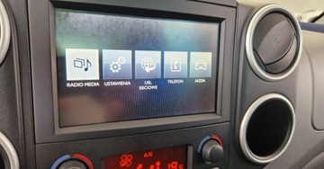 Peugeot Partner II Tepee Facelifting 2015 1.6 BlueHDi 120KM 2016 Peugeot Partner 1.6 HDI 120KM Tepee Salon PL Panoramiczny dach 1.6 Diesel, zdjęcie 12