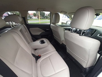 Mitsubishi Outlander III 2014 Mitsubishi Outlander Hybryda Plug-in + LPG, zdjęcie 11